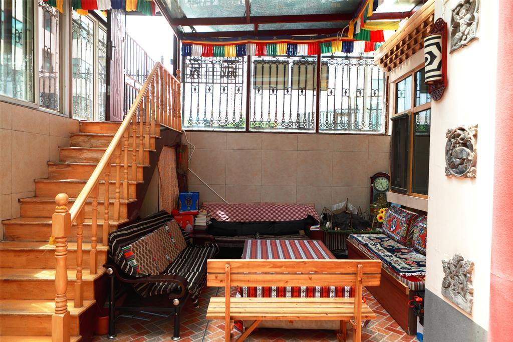 Xining Yushu Zangjia Hostel Eksteriør billede